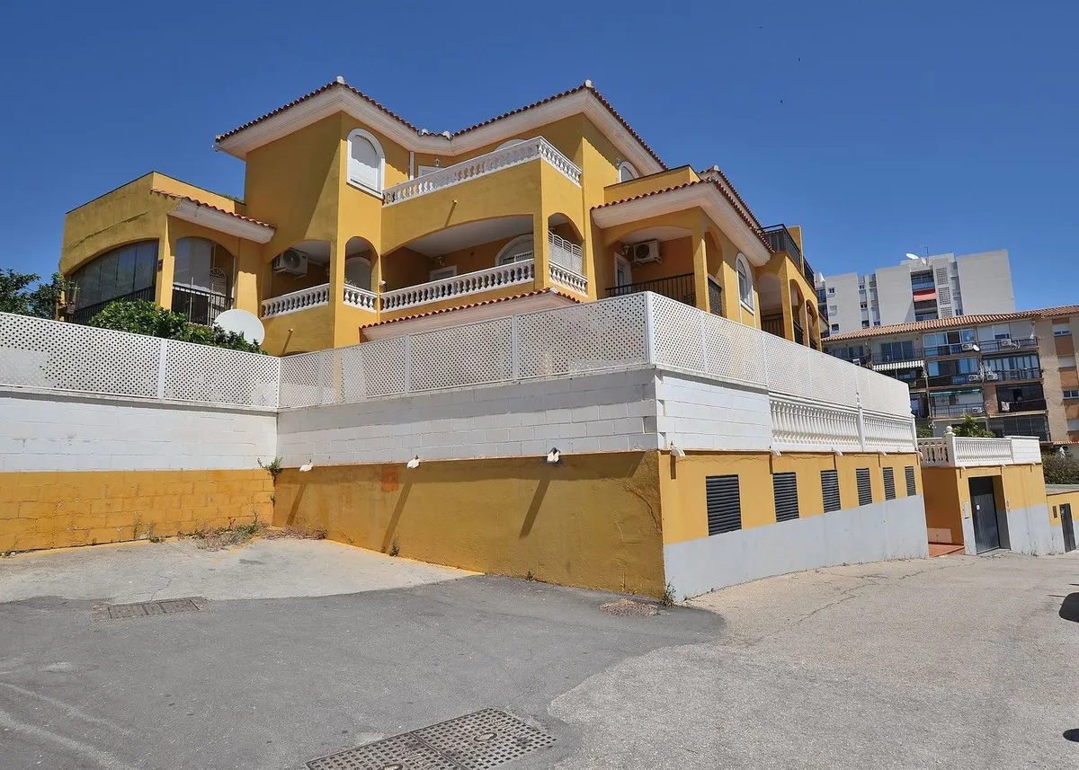 30938f22-8cc4-4395-92a9-121ac94b2206