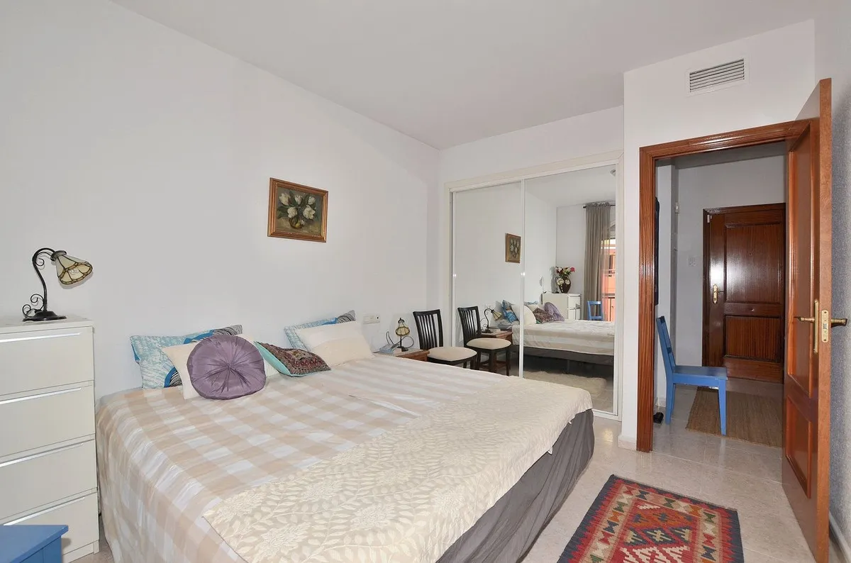 b92ee2f7-e4aa-4081-938f-0107c1c80703