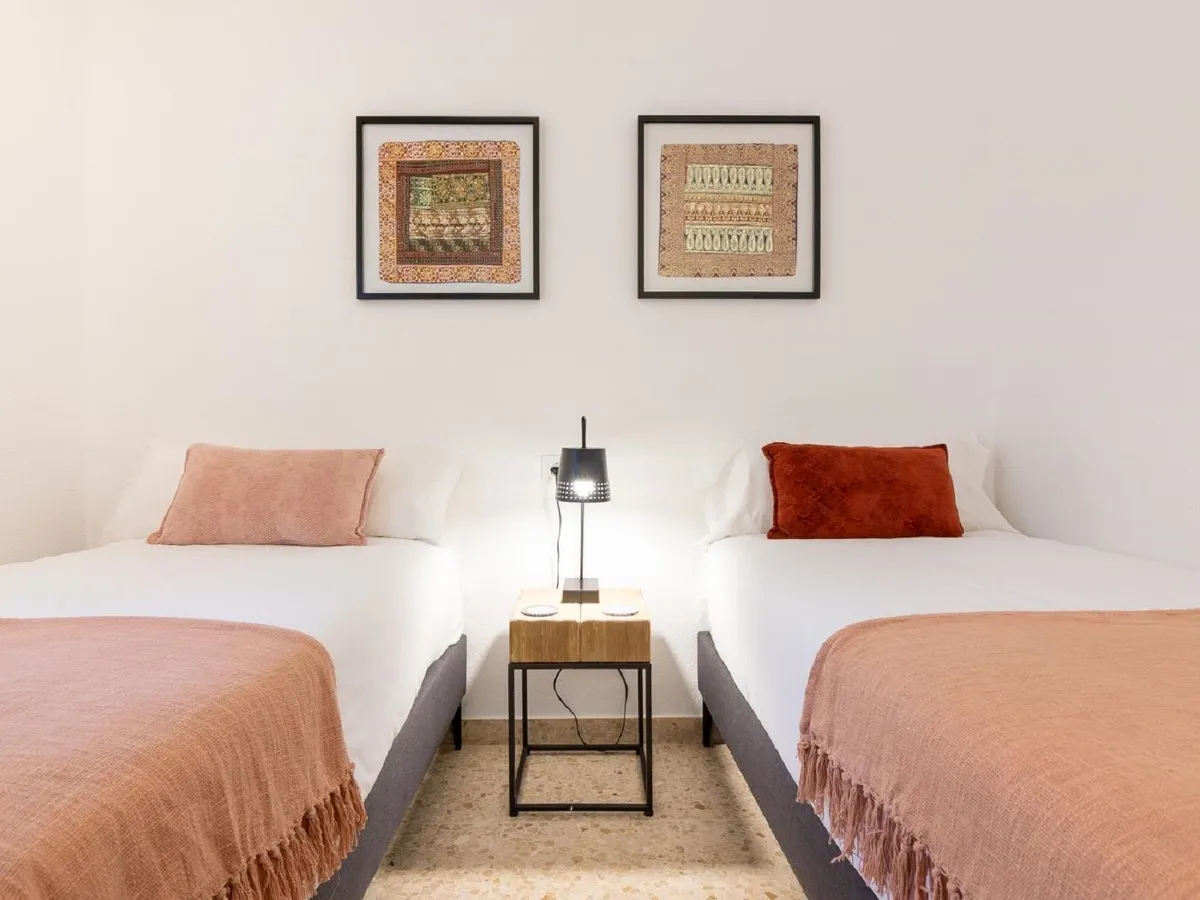 63fec03e-7531-456a-8a0d-f1390589bc69