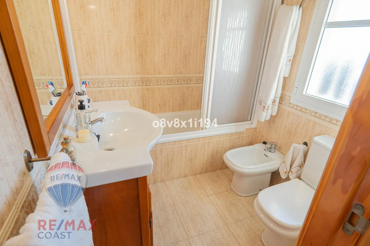 2be01374-e12b-4039-bfe5-86a3c56b5935