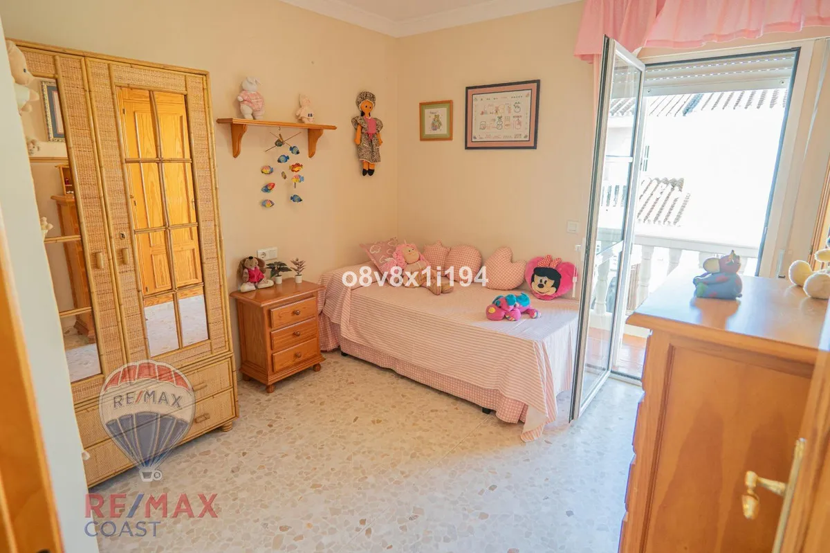 c561db0f-3c25-4d89-8c6a-eecb1ff8f0fc