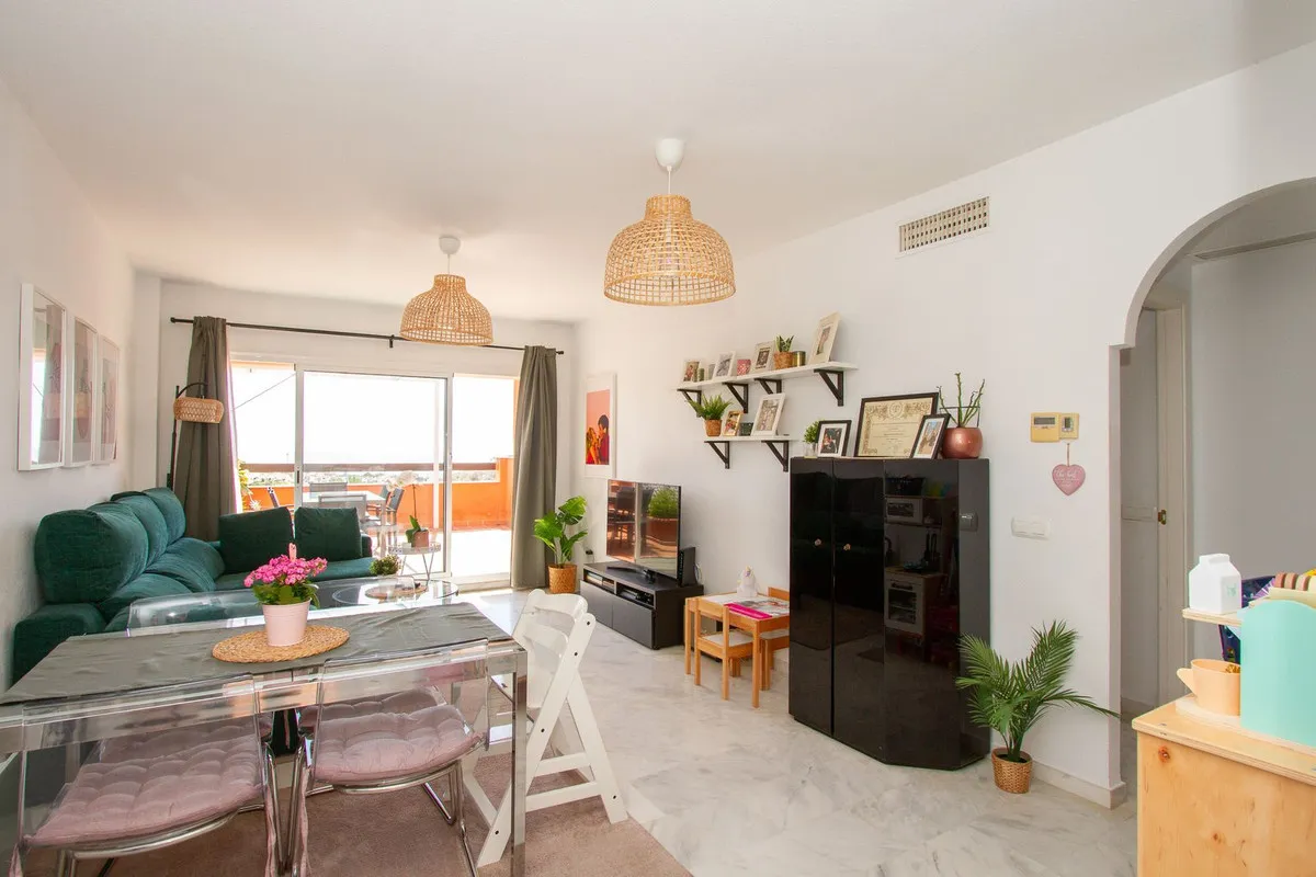 16aceba0-08ce-4cf3-b948-55b9e88e3564