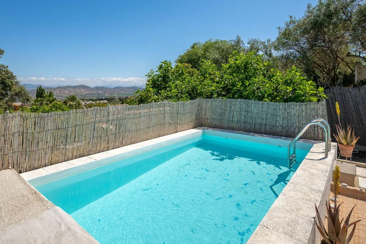 310695de-f1a2-4089-8cfe-57d97d8a6ed4