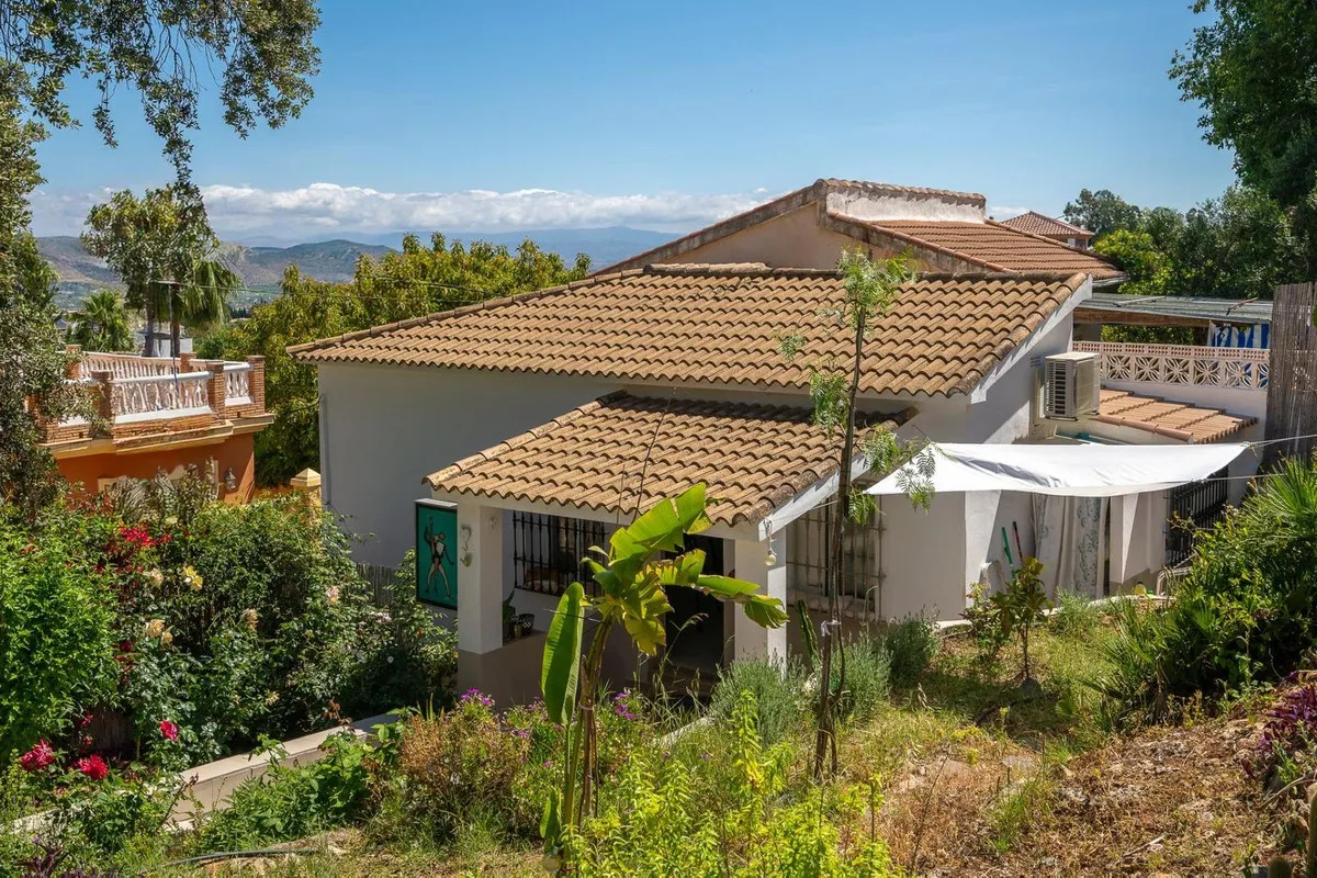 ecc7eedb-635b-412f-b928-47d6c9be1c84