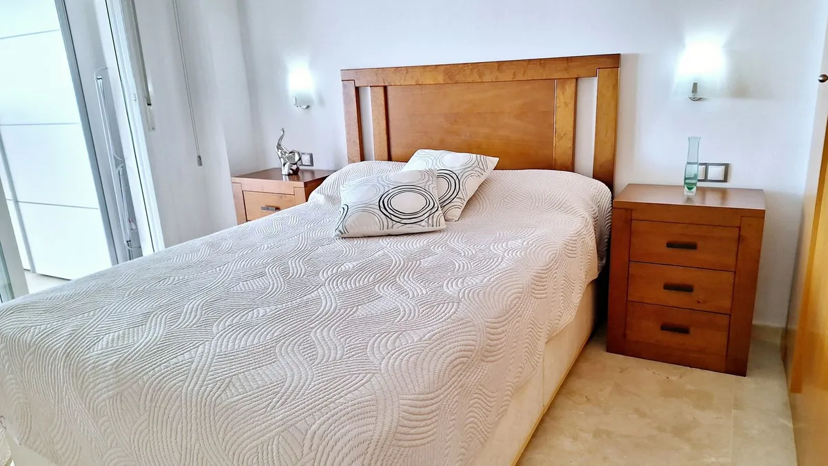 10b94be1-cee1-42c6-85b9-e7b0ae6ddf8b