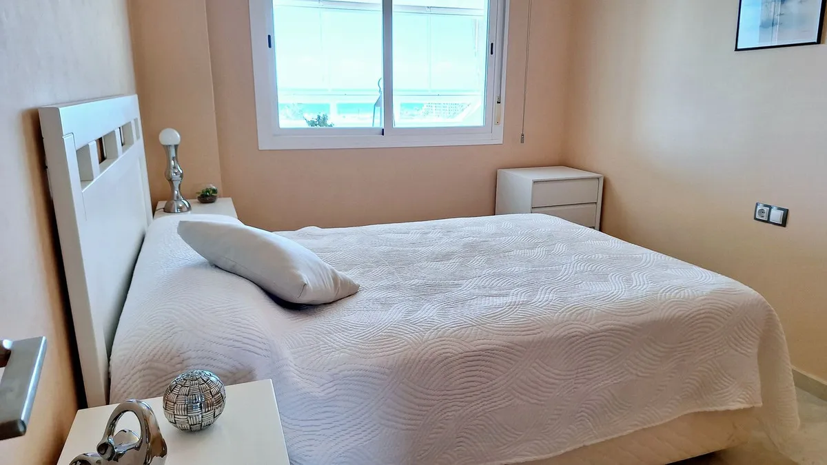 d7f15ba1-60a0-4a72-8873-6fe92855951f