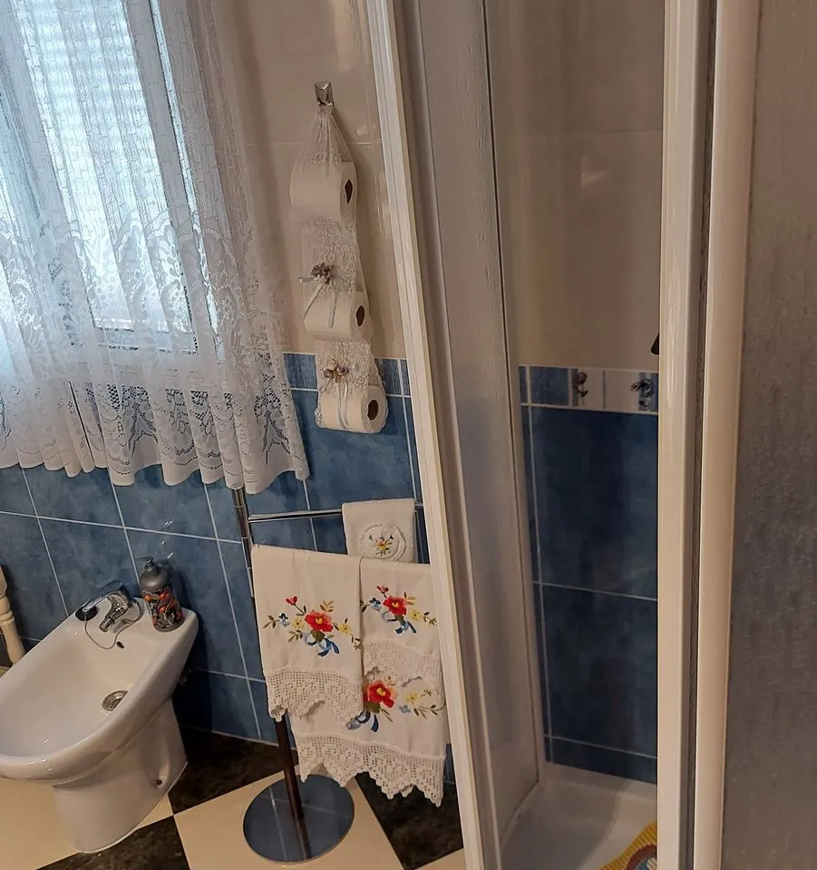 54ae8558-2631-4f42-a13f-e44f47b10c39