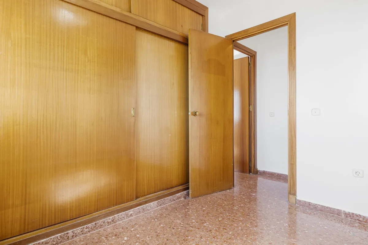 e2562f30-37c3-4391-901e-f3e49728a0d0