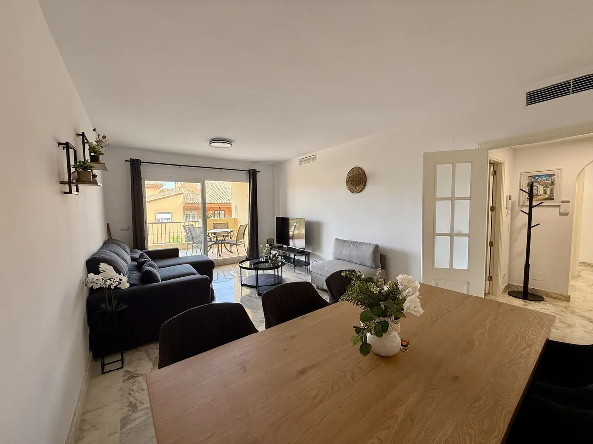 5b2687a6-1f9d-45b0-8979-0ea9ffbf9412