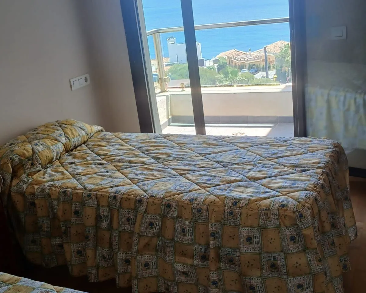 165c04ba-0421-491e-a47f-f8975d9d142b