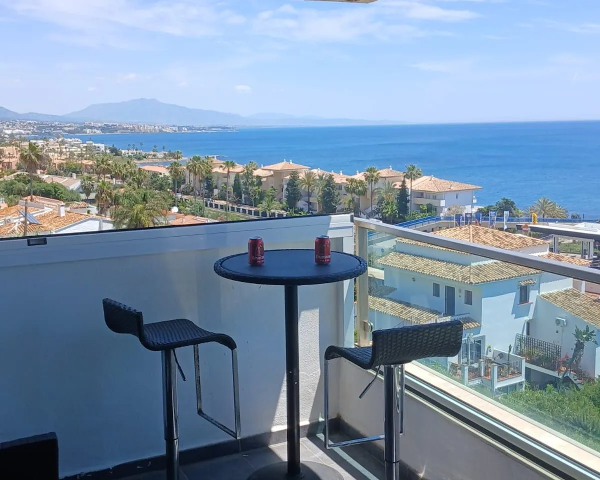 6bf5b656-73c8-4b83-b5d3-62203039119e