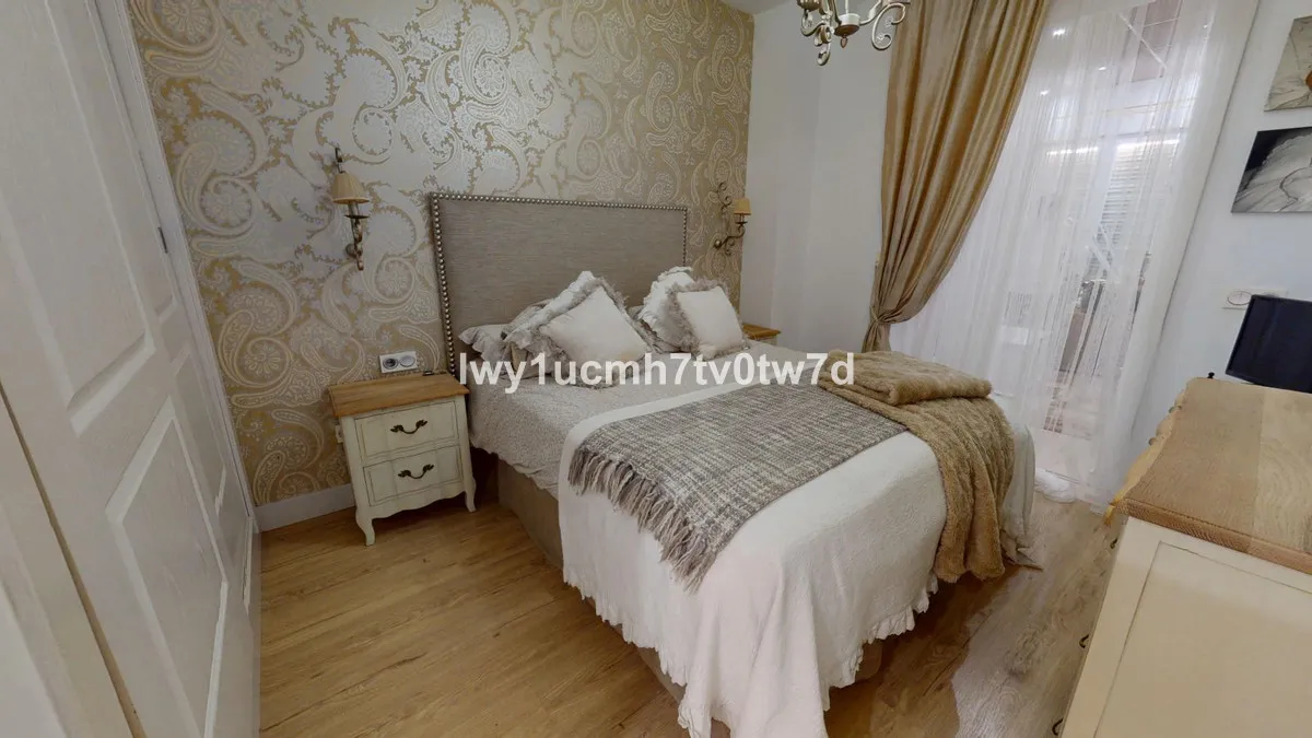 000f3f4f-04b4-46bc-a07a-39d91b7fe405