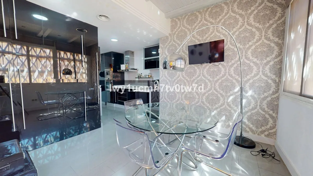 072c9b95-6399-4242-93bb-34f0b41e90a2