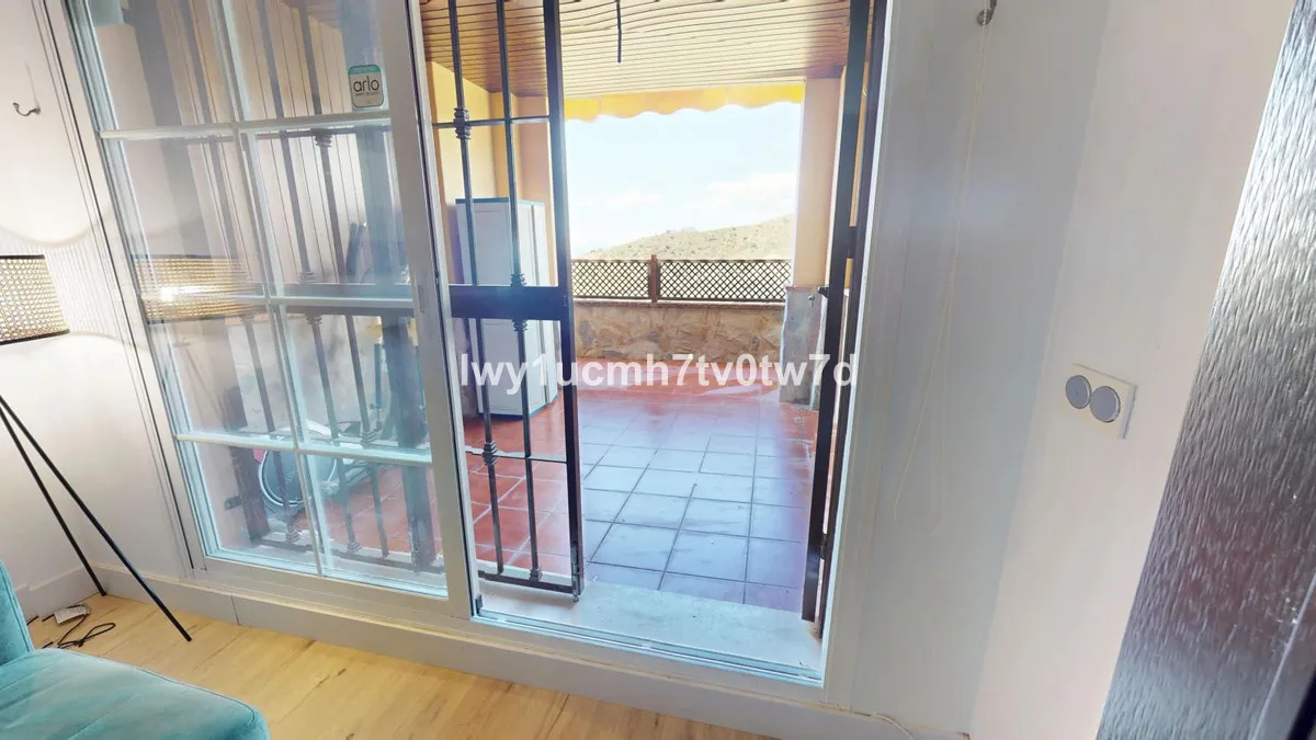 bb1cd938-43d7-4463-b8f1-01488c39c176