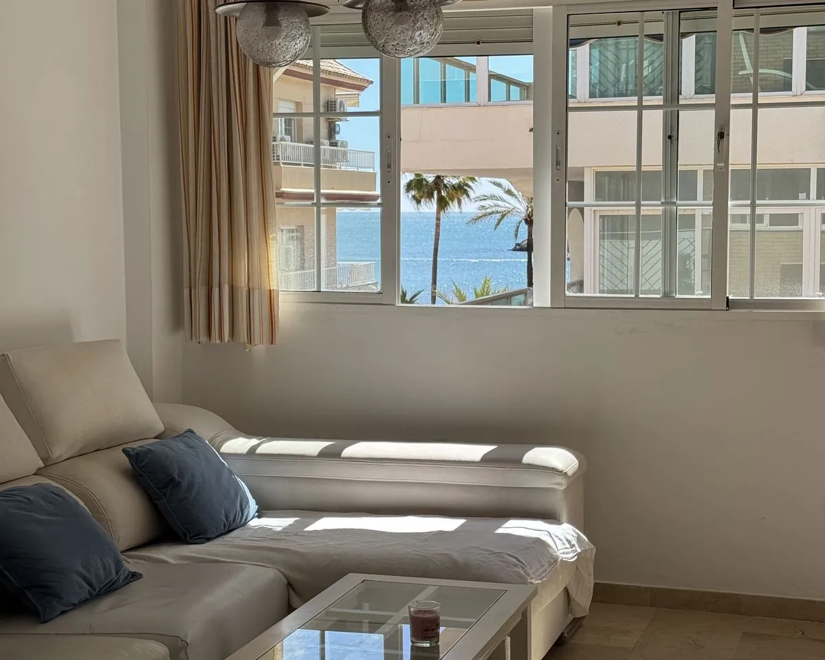 7c768426-239a-4d01-93f0-6533c123a614