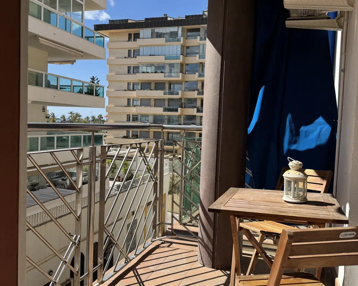 909c0ce0-5857-429c-8e2a-2f68fbb62878