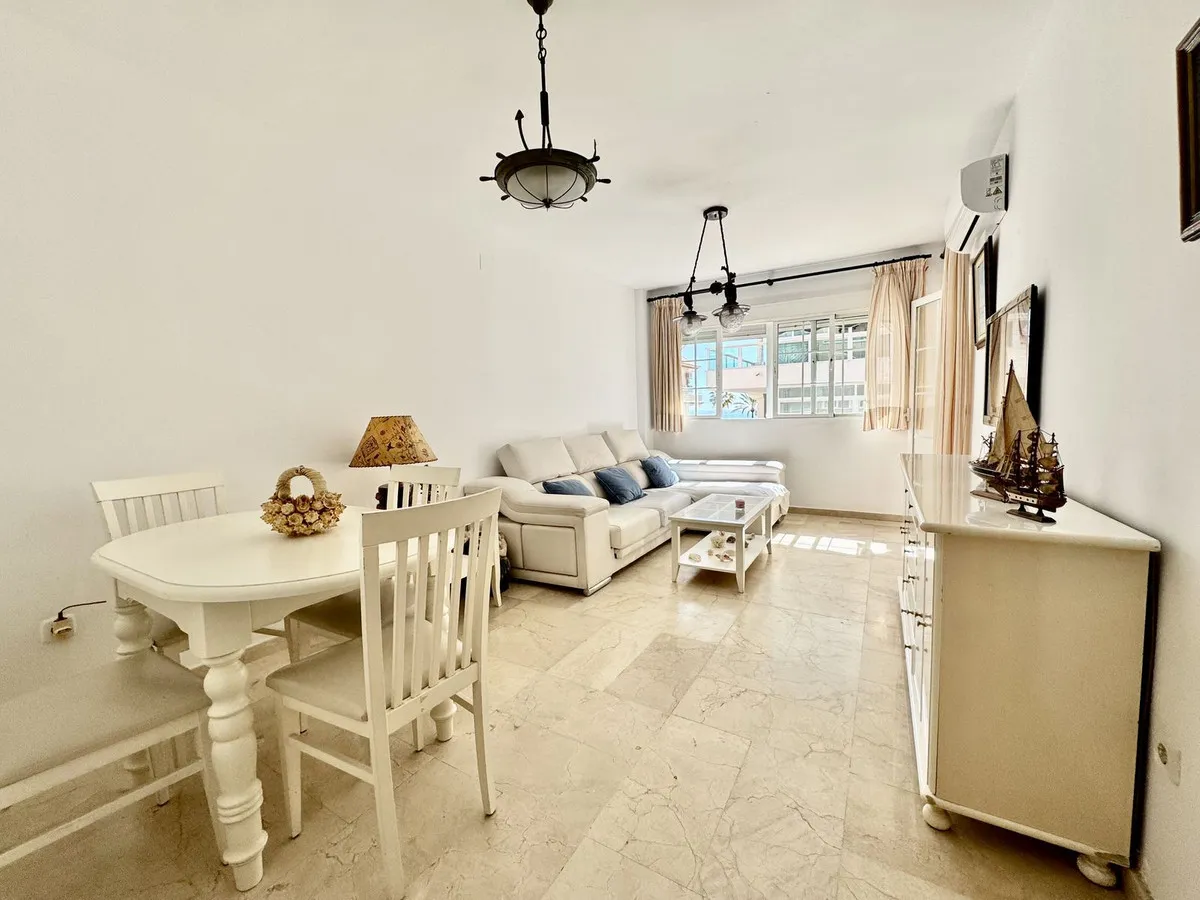 c5b5af0d-3a06-45d3-ac03-a1a532fe7ca9