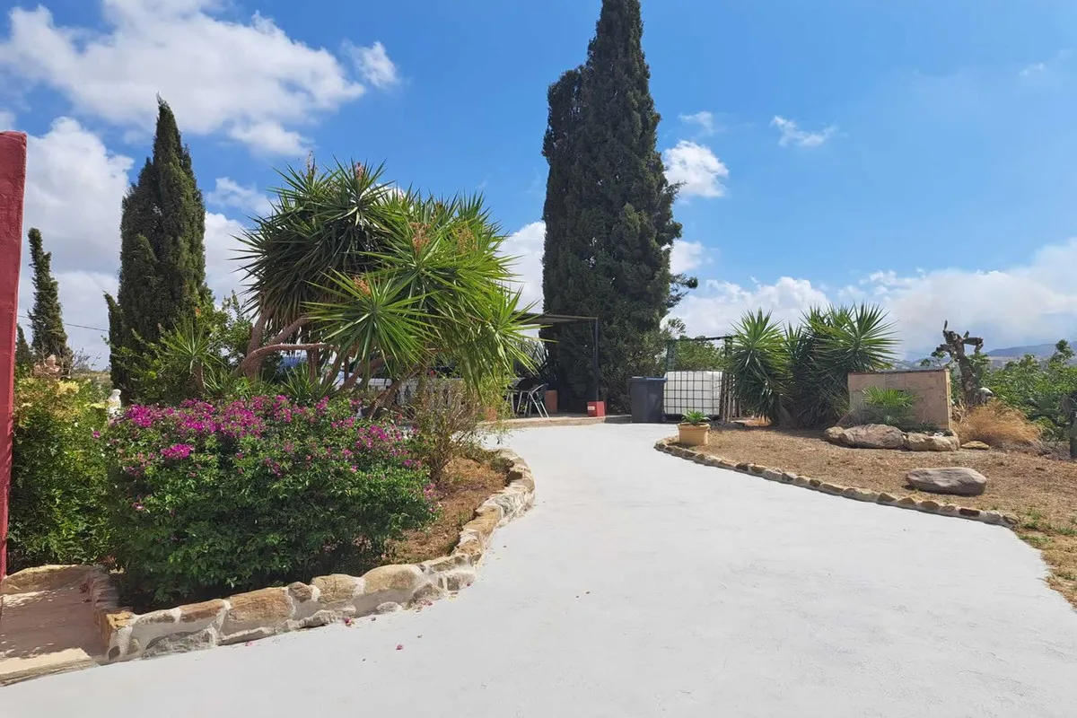 72c500fd-beb0-4ce8-9df8-611d891271cc