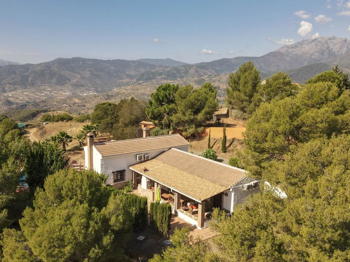 4dbb983c-b8d4-42d6-8db6-b444c1dcd367