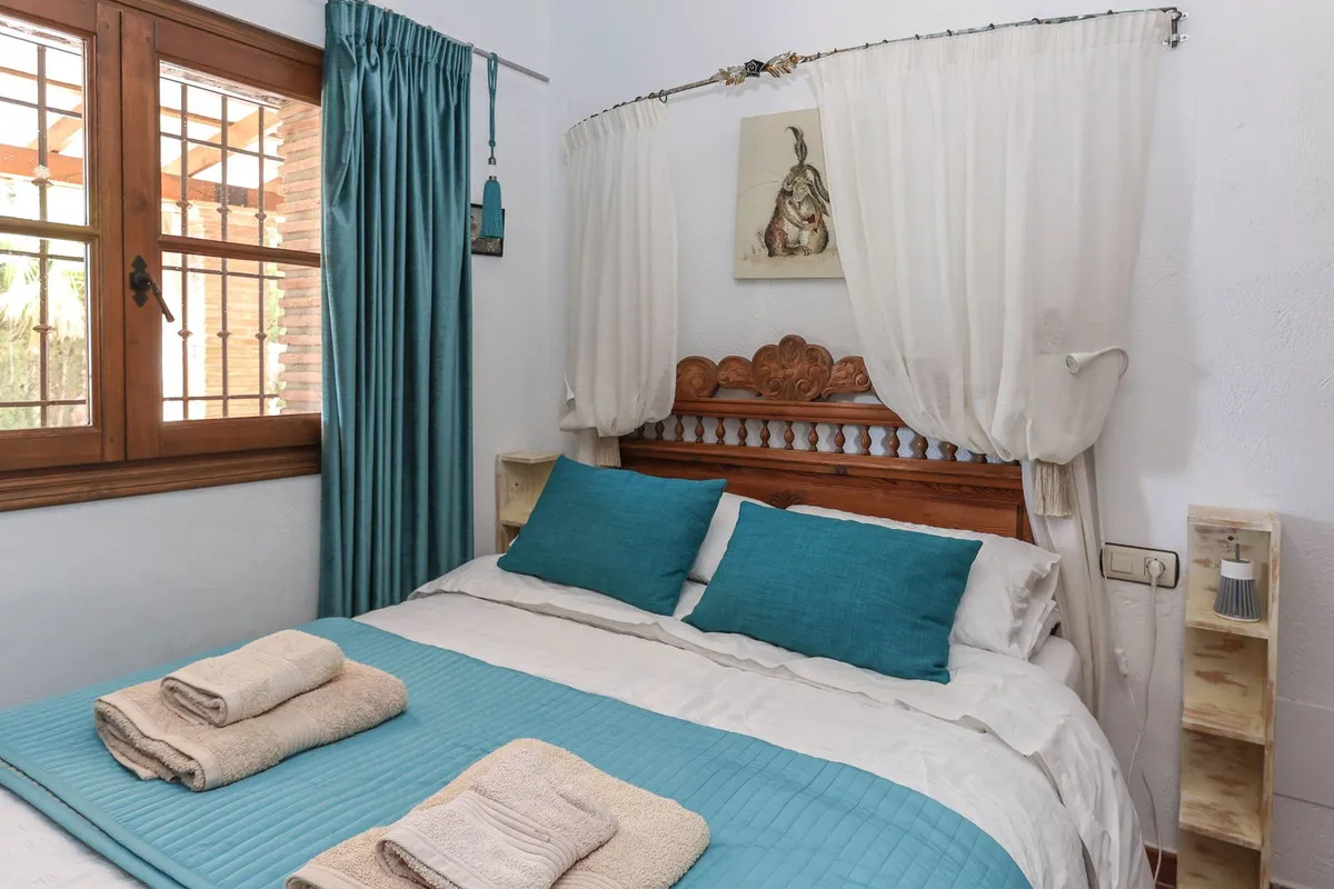 6749ff71-3a8d-43ba-bc47-9ac232cb93c7