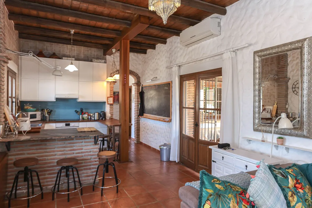 6f6ccd0b-4ec5-4783-8f3e-dbdcbb0fa1cf