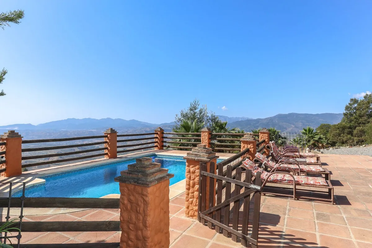 c6f674a1-c755-4d78-b4e0-3c3a038dbac9