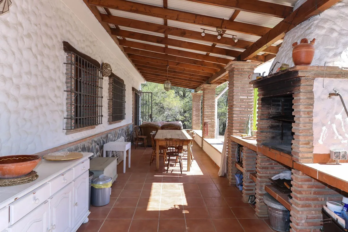 c807dae8-e17e-4521-87aa-e9e2fd5916e1