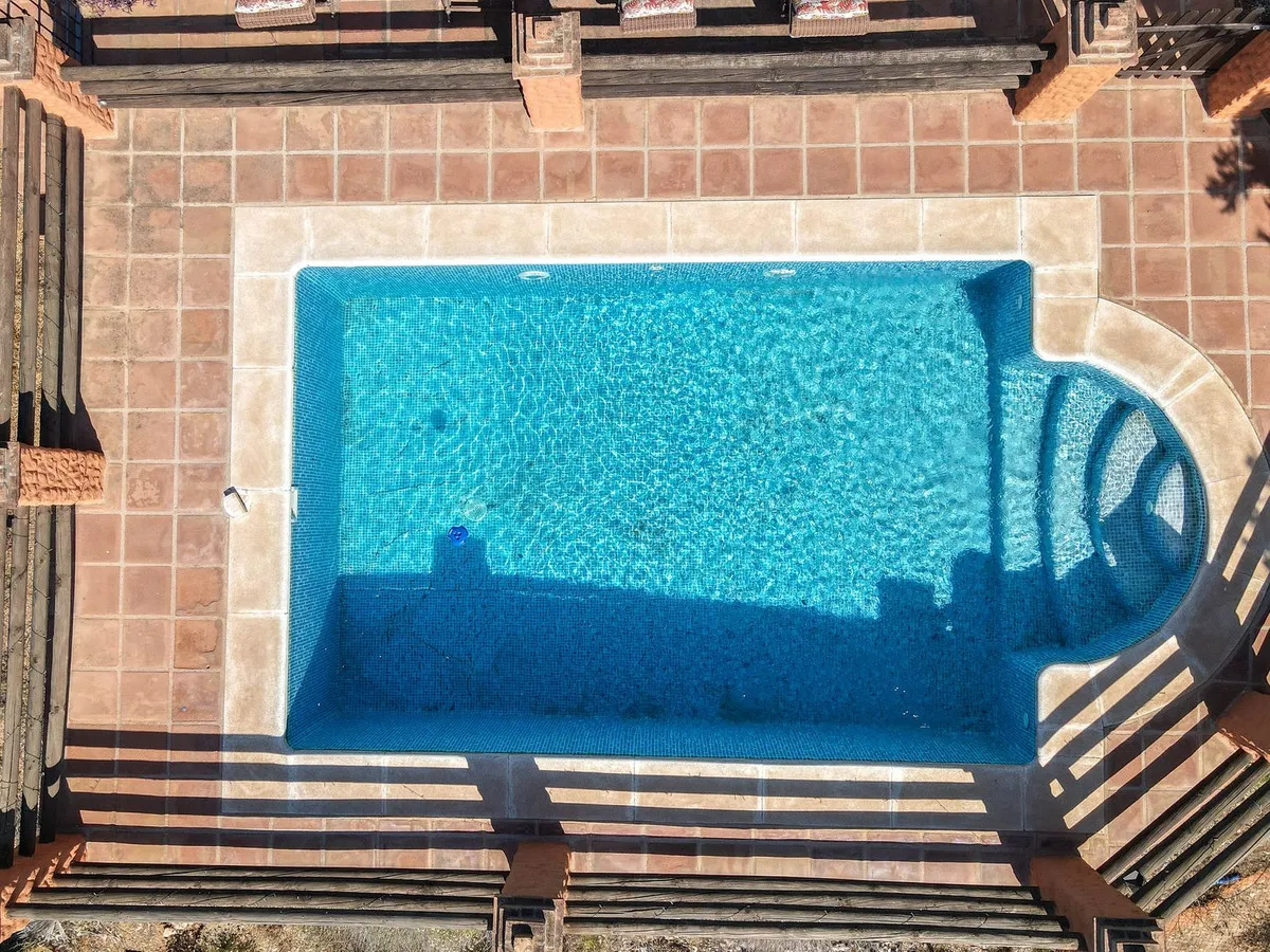 f0fde027-2bd8-4d36-9f89-16de2975bffa