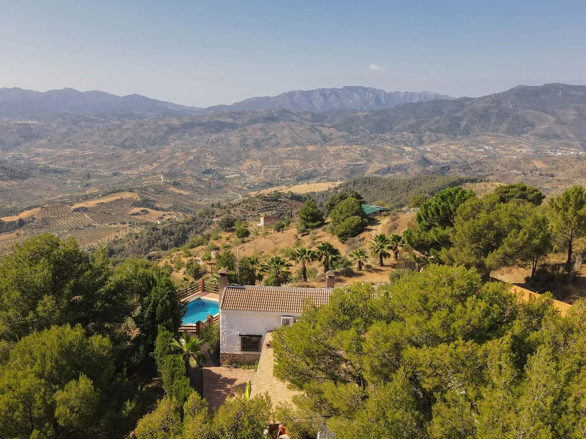 fbc6b255-4df8-4ac3-a25f-bcd96b3f9a5d