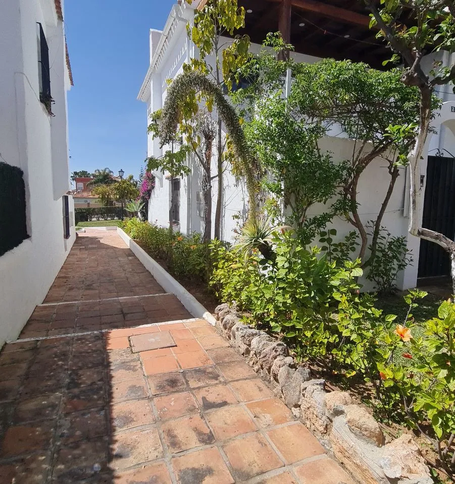 3dc3acbc-ea56-4e73-bd5d-a082c7a019a8