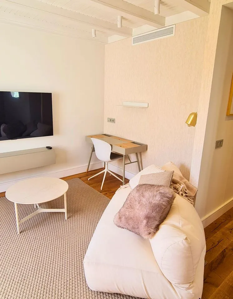 7bb41889-da5a-43a5-814a-517b17c94c71