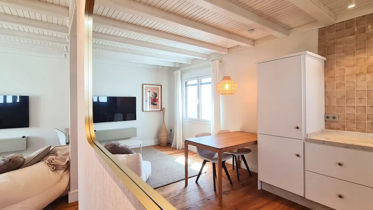 e56af271-17f6-4710-858f-52146a0149bb