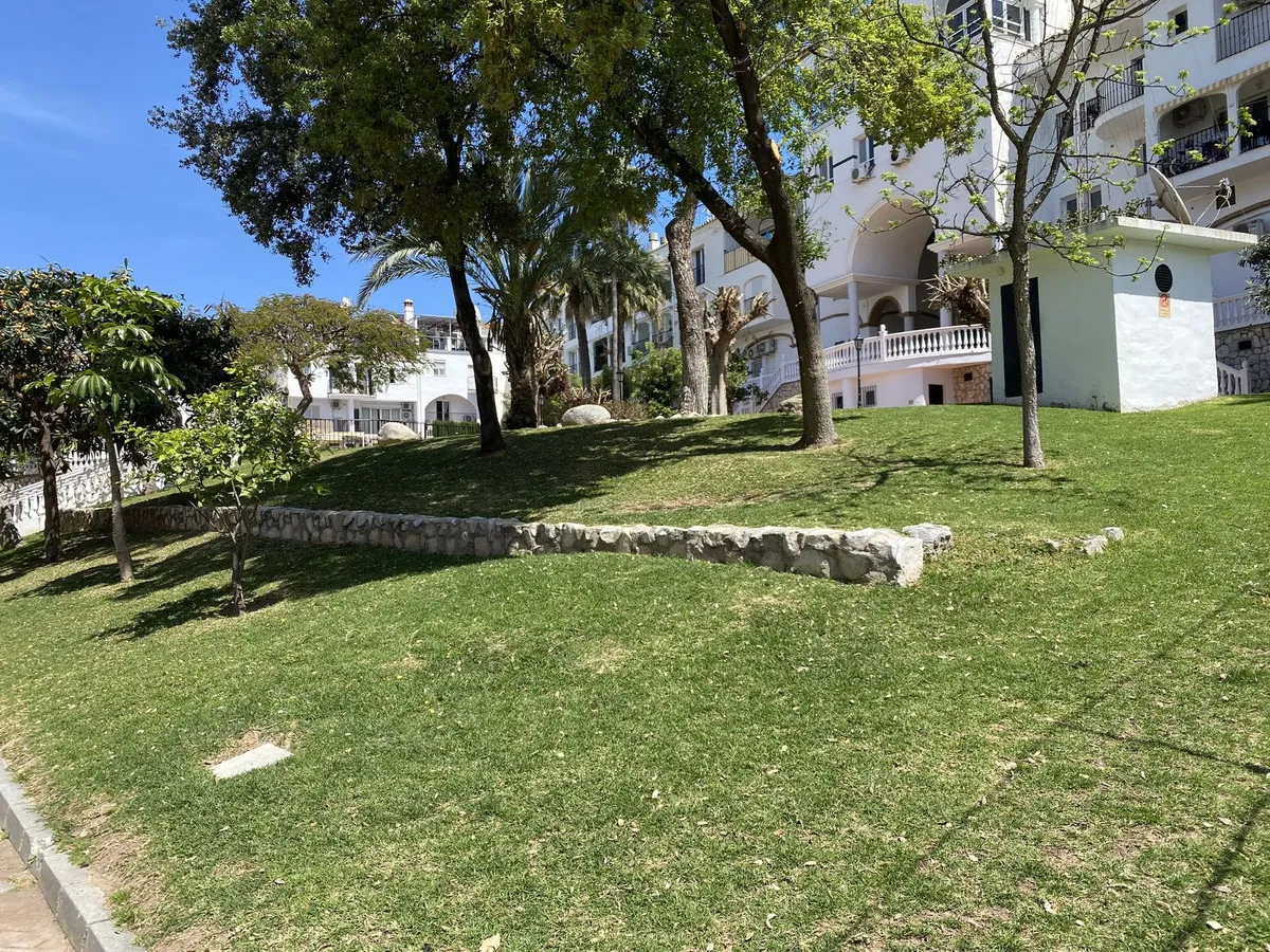 37d937e6-7062-4334-a723-f504943ccd21