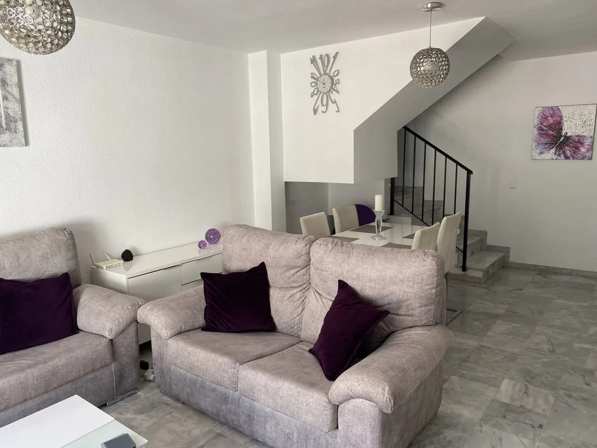 3d868e0d-d2fe-4231-ba90-fcdf7b7f8a4d