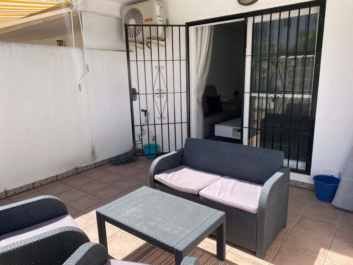 f822406a-ba11-40d4-b773-219b2e950ea8