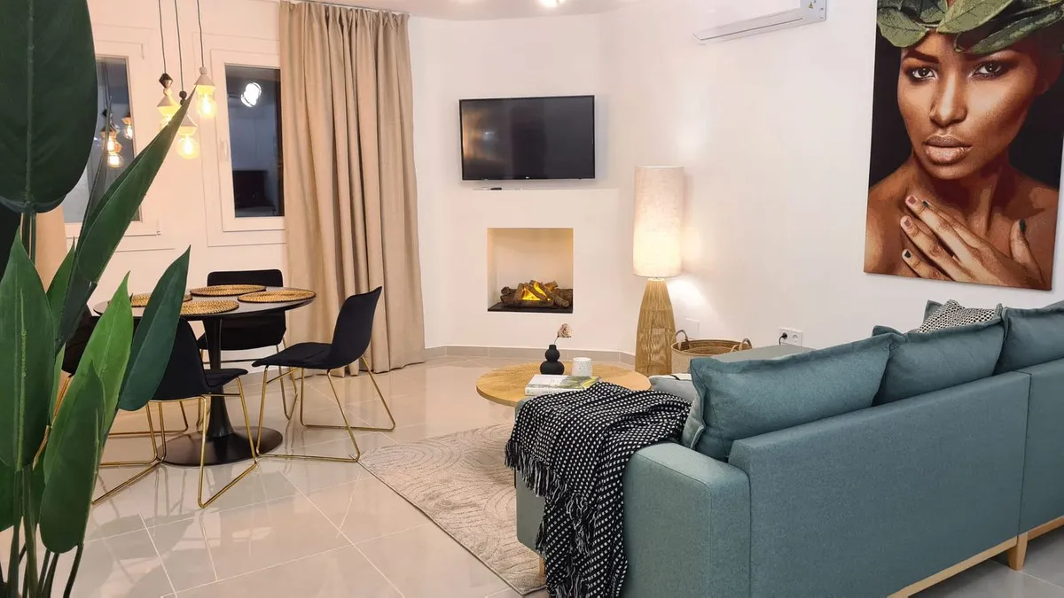 74ce0be3-1adf-4d6c-b5e3-f786444015de