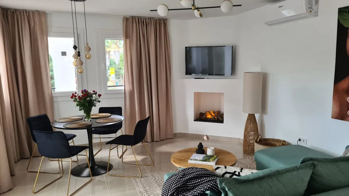 bdffbede-3338-47d9-b129-30b05662ca2c