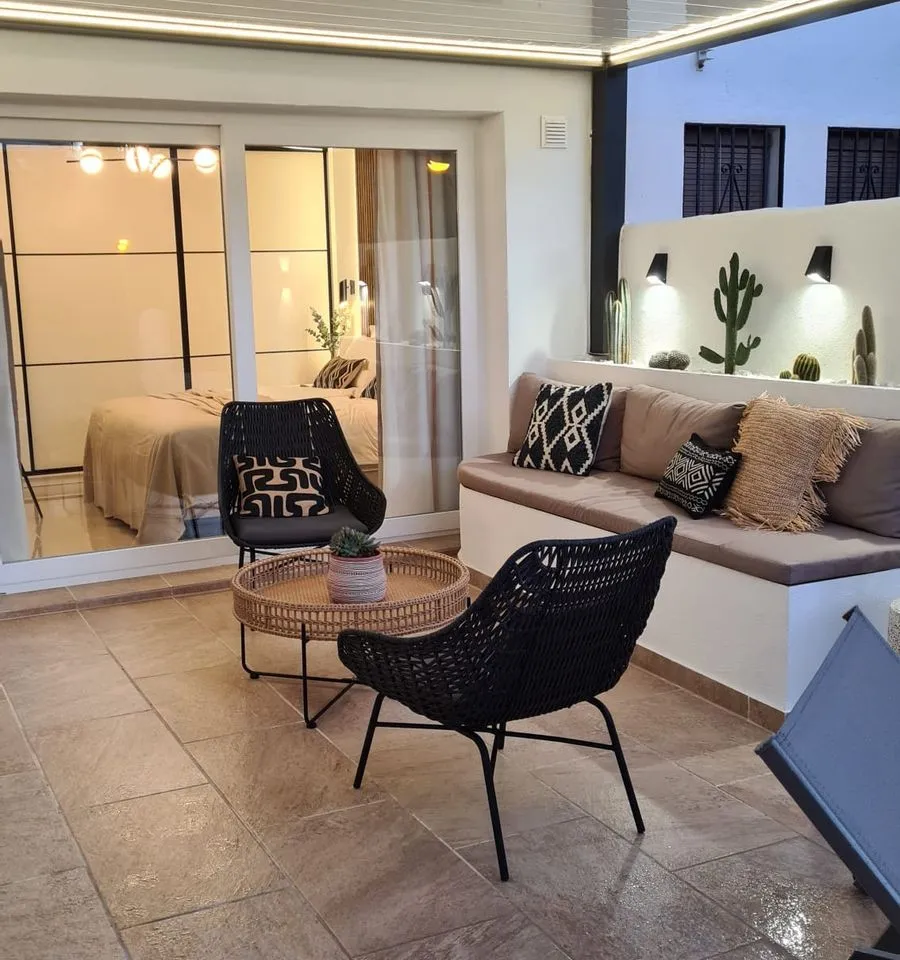 d313fda9-177a-4f22-a3c9-b12374b33f8a