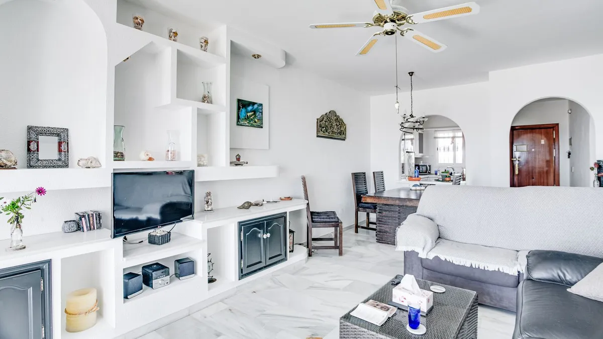 2c0dbd6a-1ff5-4636-81dd-50baa120d3f2