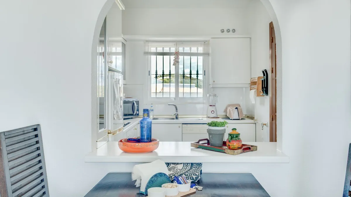 3d32036b-44f3-4c81-9e90-cd9f07d4c96e