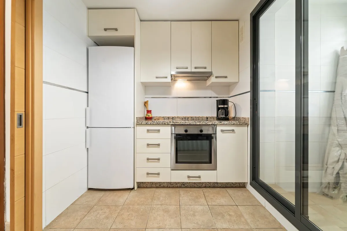 0894bf49-1c8c-457b-ac5f-8a143e9beef2