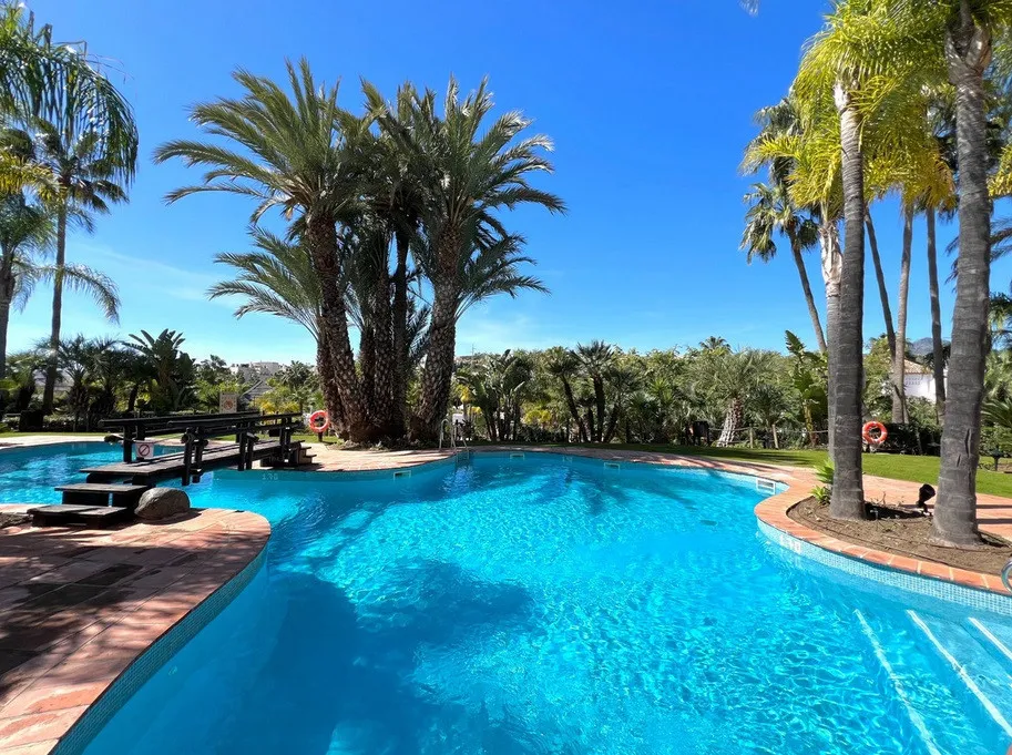 0efe91cf-d865-4269-8eb9-c4025e916470