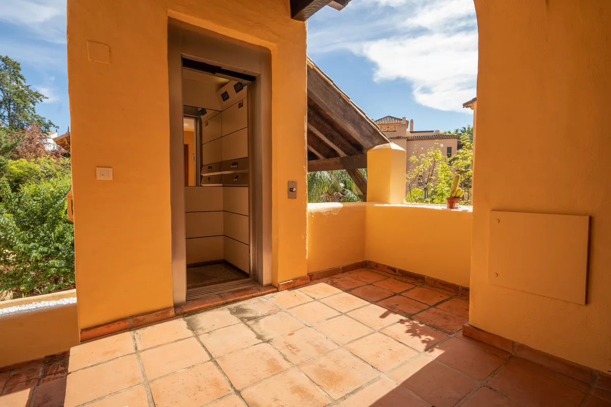 938dac8d-1150-47c2-9d27-9f17b0046108