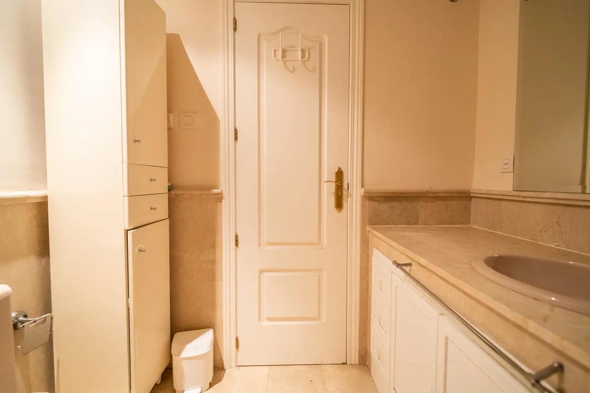 a56329ba-c0a9-4d2c-958d-7dd38c71d11f