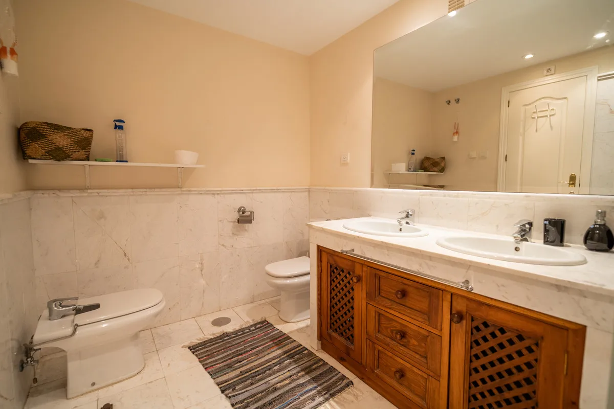 bbadbee1-17df-4646-a14c-51600913ae6c