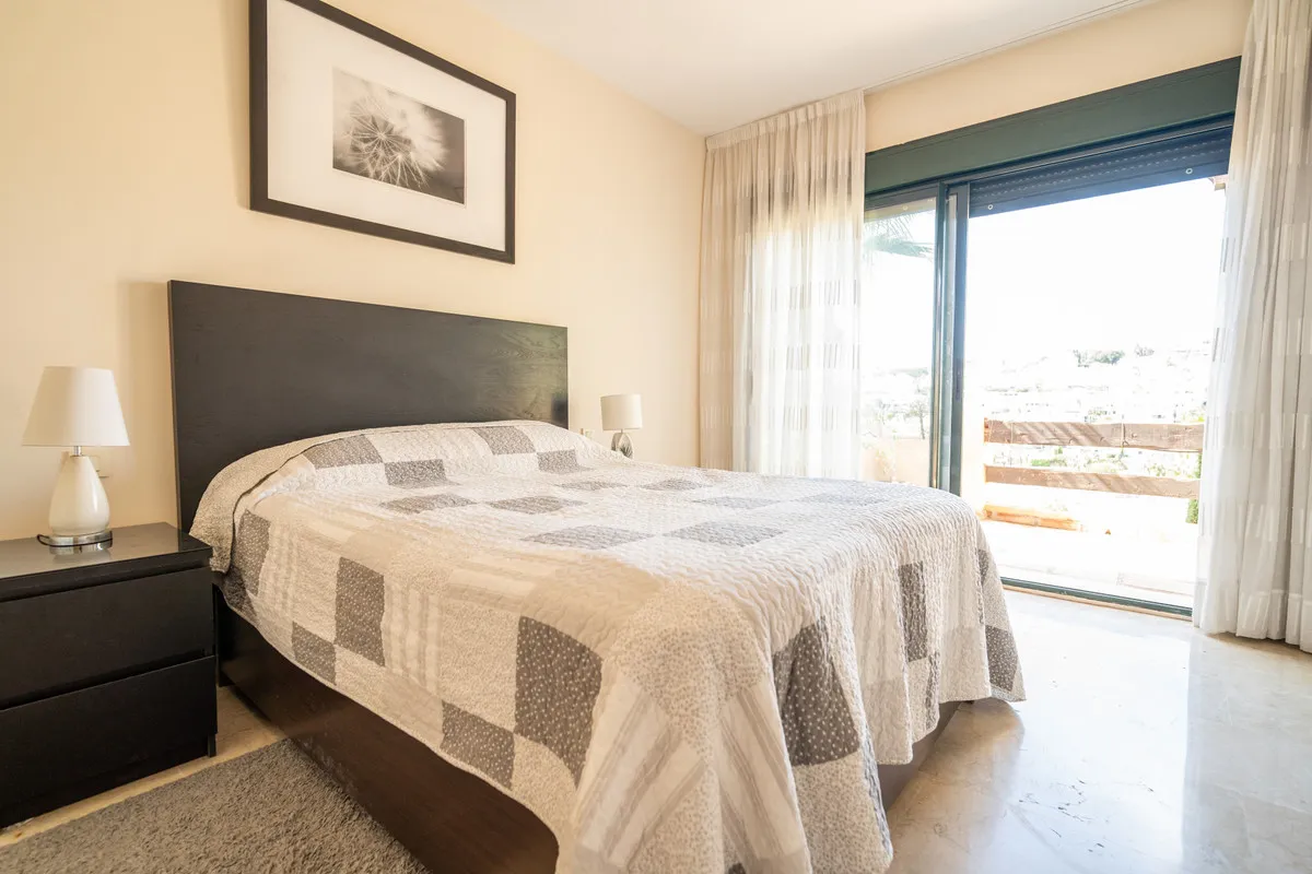 c0914f41-4024-4c16-9ab9-7910e4da3f3a