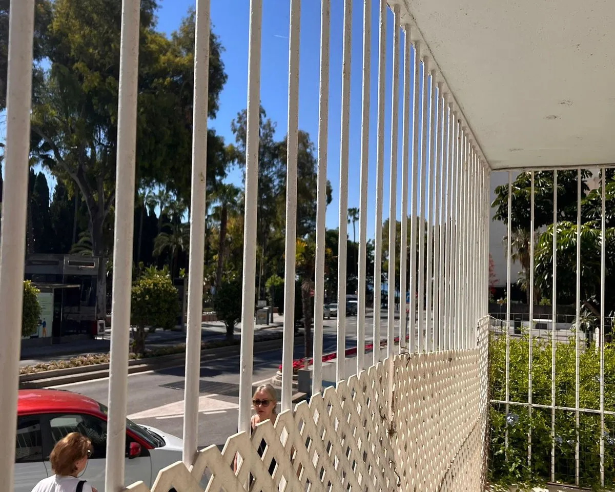 5fe0244b-91a5-433d-ad2b-52cff2554b4a