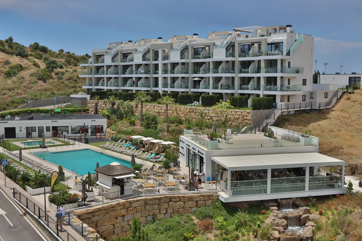 6ad1e696-11b7-4677-984c-90ceaead6ca4