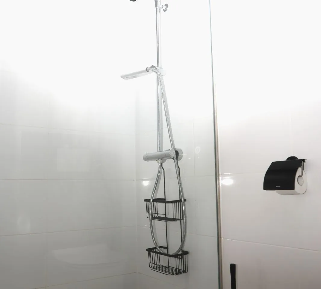 a351f9b9-1827-4f6c-be1e-d5d480c06be2