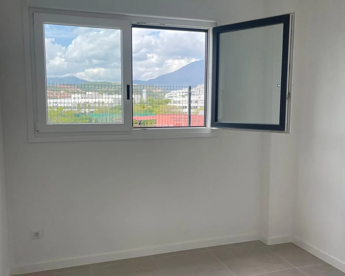 484bdac0-6176-47d3-a971-72050cf1ce5e